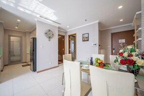 Dining - The Landmark Collection Suite (Ho Chi Minh City)