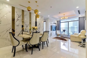 Interior - The Landmark Collection Suite (Ho Chi Minh City)