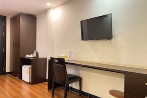 Unclassified image, 5 of 29, button - Apple Hotel Two (Phnom Penh)