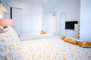 Room - Footsteps - 2 Bedroom Apartment - Saundersfoot (Saundersfoot)