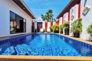 Unclassified image, 5 of 16, button - Majestic Residence Pool 51, Pratumnak, Pattaya (Pattaya)