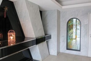 Interior - Arche de Reve (Tokyo)