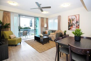 Apartment, City View | Living area