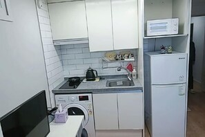 Room - Incheon Airport ANN Guesthouse (Incheon)