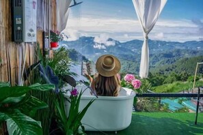 Property grounds - Phutawan monjam (Mae Rim)