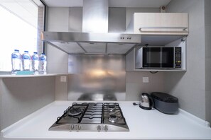 Apartment, 2 Bedrooms, Kitchen, City View | Private kitchen