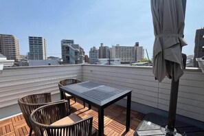 Interior - Diary of the sea (Fujisawa)