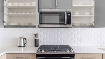 Fridge, microwave, oven, dishwasher