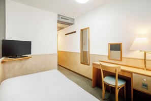 遮光窗帘、免费 WiFi、床单