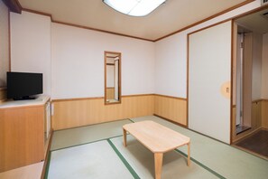 日式客房, 无烟房 (16 meter square) | 遮光窗帘、免费 WiFi、床单