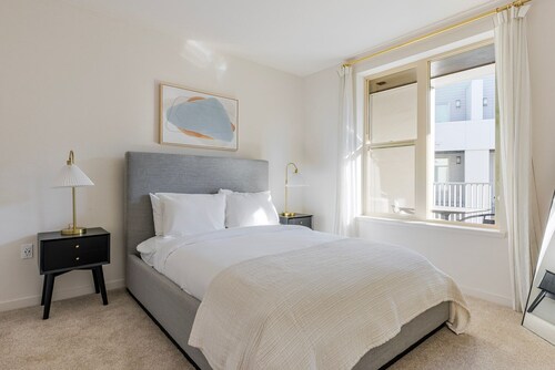 Blueground | Milpitas, pool, nr Ed R. Levin Park