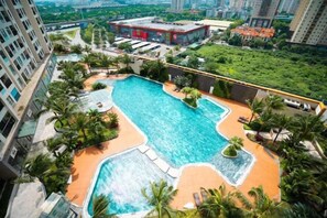 Unclassified image, 2 of 42, button - Tami Stay – D’Capitale Executive Apartment - Vinhomes Hanoi (Hanoi)