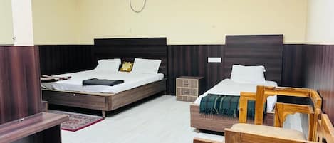 Kamar Double Deluks | Meja kerja dan Wi-Fi gratis