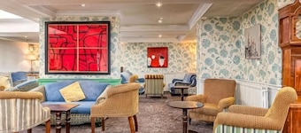 Mercure Salisbury White Hart Hotel & Apartments