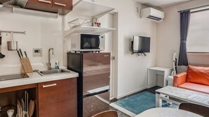 Unclassified image, 3 of 27, button - STAYBB OSAKA Tamade｜Free WIFI｜8mins from Namba (Osaka)