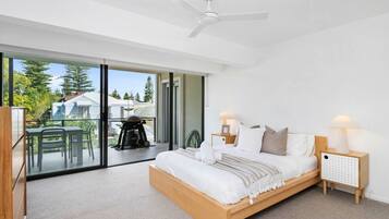 2 Schlafzimmer, Schreibtisch, Bügeleisen/Bügelbrett, WLAN