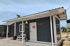 Unclassified image, 3 of 20, button - The Vanilla Cabin 1 (Kuala Terengganu)