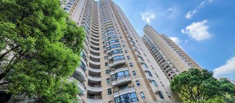 Tyms Spacious 2BR 1BA Apt Xuhui Metro
