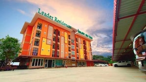 A multi-story building with the sign "Leader Residences" at the top. - leader residences (Bang Phli)