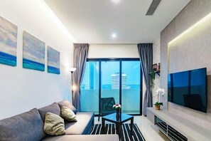 Room - Comfy & Stylish Suasana Suites JB City, Next to Komtar JBCC (Johor Bahru)