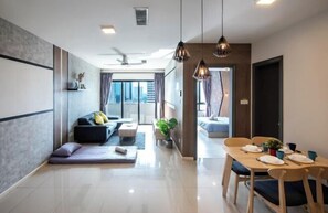 Room - Comfy & Stylish Suasana Suites JB City, Next to Komtar JBCC (Johor Bahru)