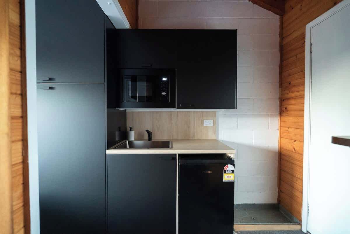 Fridge, microwave, toaster, cookware/dishes/utensils