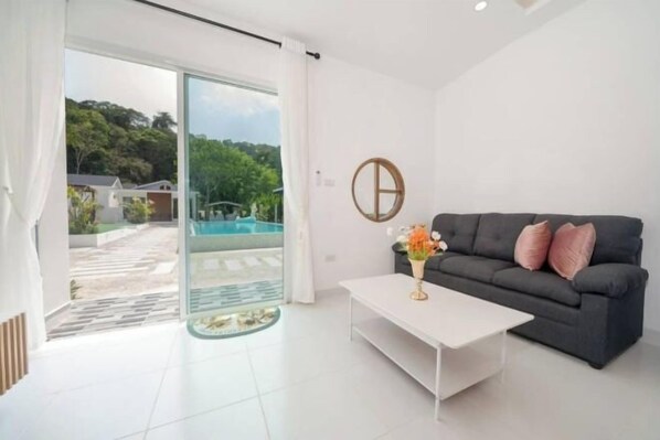 Room - Tropical Oasis Aoyon Beach House (Phuket)