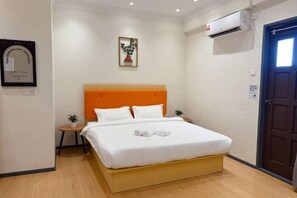 Room - The Ship Guesthouse Inn (Semporna)