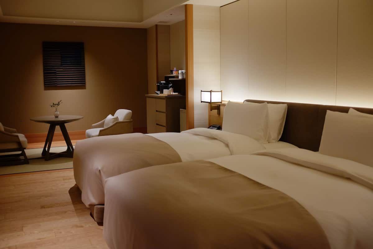 豪華雙床房 | 房內夾萬、免費 Wi-Fi