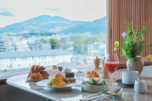 Layanan kamar - makan