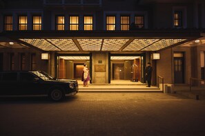 Front of property - Imperial Hotel, Kyoto (Kyoto)