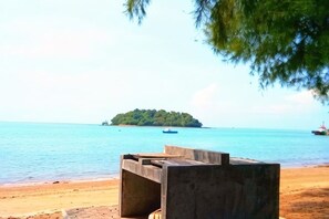 Unclassified image, 3 of 14, button - PD D’Wharf Seaview & Sunset Suite (up to 6 Pax) (Port Dickson)
