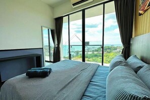 Unclassified image, 4 of 14, button - PD D’Wharf Seaview & Sunset Suite (up to 6 Pax) (Port Dickson)