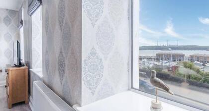 Harbour View - 2 Bedroom Apartment - Milford Haven