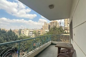 Room - Qinfu Hotel (Cairo)