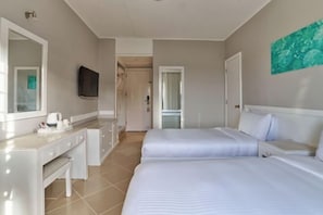 Cots/infant beds