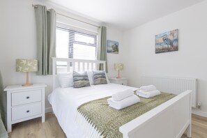 3 bedrooms, internet