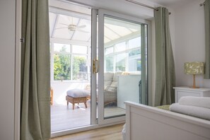 Interior - Mudeford Moments - a 3 bedroom bungalow located in a peaceful cul-de-sac (Christchurch)