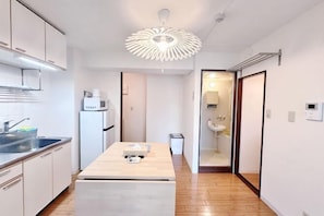 Room - City Heim Building (Tokyo)