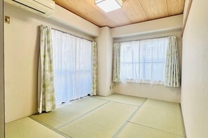Room - City Heim Building (Tokyo)