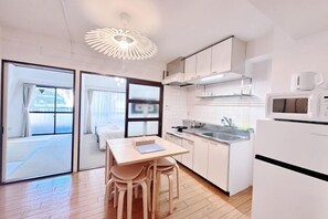 Room - City Heim Building (Tokyo)