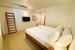 Room - U Box Hostel (Koh Samui)