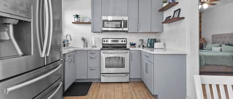 Microwave, oven, stovetop, dishwasher