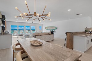 Interior - Green Reef 2 | Luxury | Private Beach | Movie Room | Beach Gear | Fully Stocked (Destin)