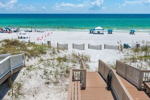 On the beach - Green Reef 2 | Luxury | Private Beach | Movie Room | Beach Gear | Fully Stocked (Destin)