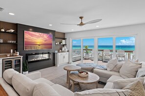 Smart-TV, Kamin, Videospiele, DVD-Player