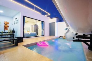 Pool - Your Days PLUS pool villa (Pattaya)