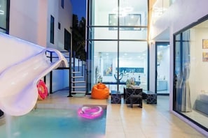 Pool - Your Days PLUS pool villa (Pattaya)