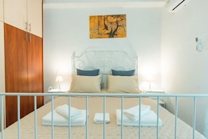 Room - Ma de Bright Stay Attiki Metro (Athens)
