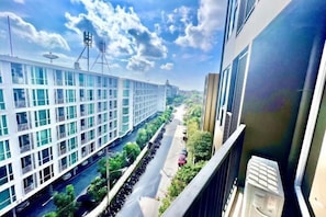 Room - The Base Central Condominium (Phuket)